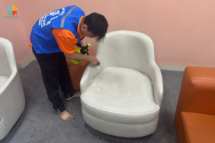 Giặt ghế sofa phường Yên Sở (11)