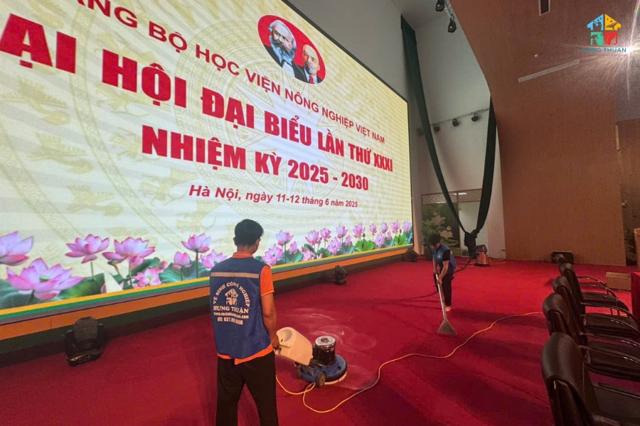 Quy trình vệ sinh thảm khách sạn Hà Nội