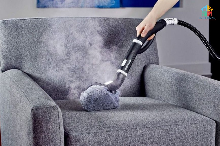 Giặt ghế sofa bị dính nước ngọt (2)