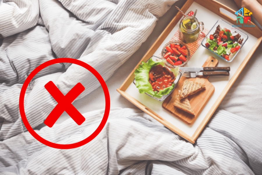 Giặt nệm bị dính thức ăn (8)