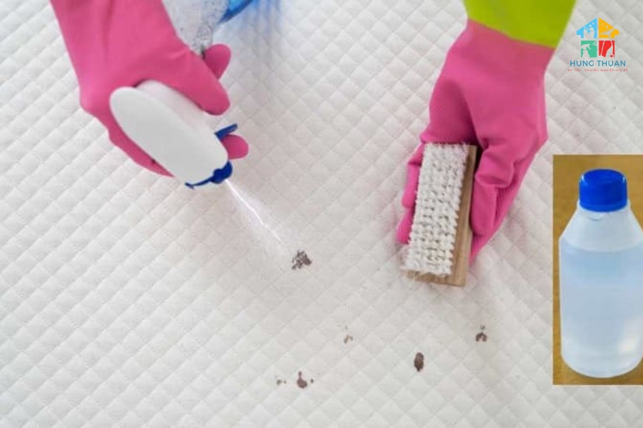 giặt nệm bị dính máu (5)