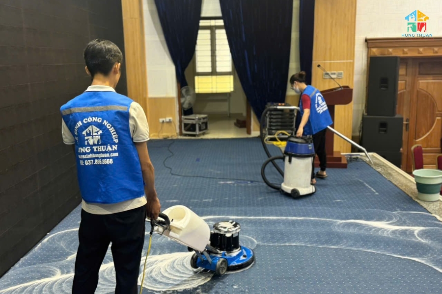 giặt thảm tại nhà Hưng Yên (8) giặt thảm tại nhà Hưng Yên (8)