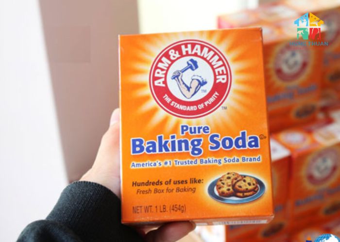 Vệ sinh sofa vải nỉ bằng baking soda (2) Vệ sinh sofa vải nỉ bằng baking soda (2)