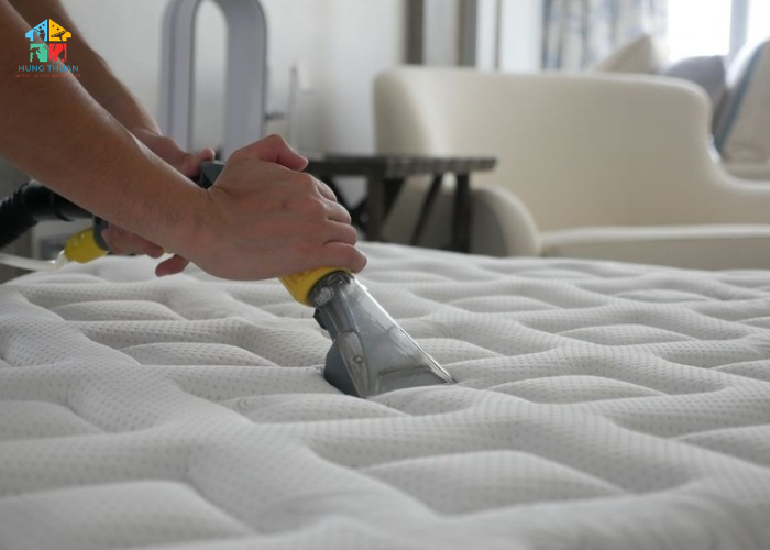 Cách làm sạch nệm bị đổ nước ngọt (4) Cách làm sạch nệm bị đổ nước ngọt (4)