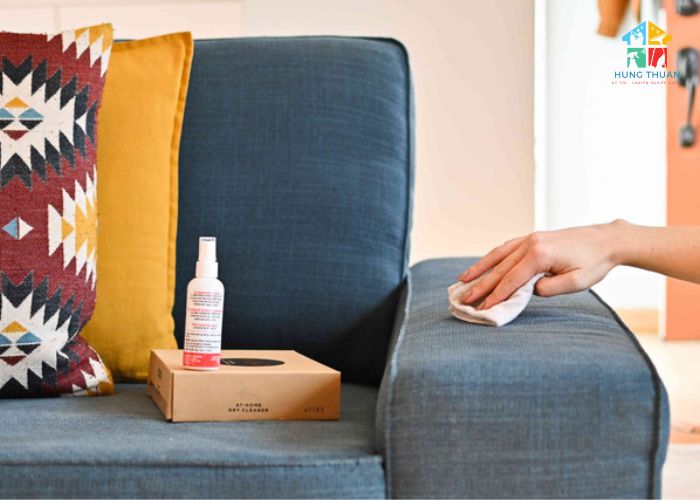 Cách làm sạch sofa vải thô (5) Cách làm sạch sofa vải thô (5)