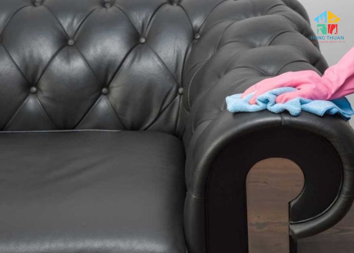 Cách vệ sinh ghế sofa da tại nhà (5) Cách vệ sinh ghế sofa da tại nhà (5)