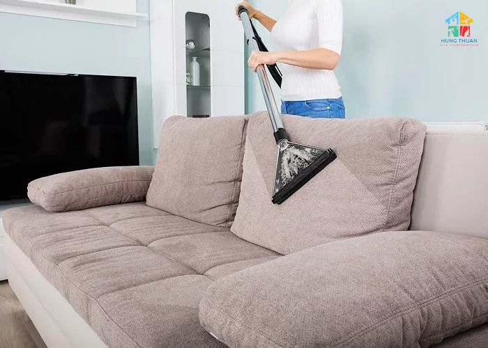Cách khử mùi hôi ghế sofa nỉ (4)