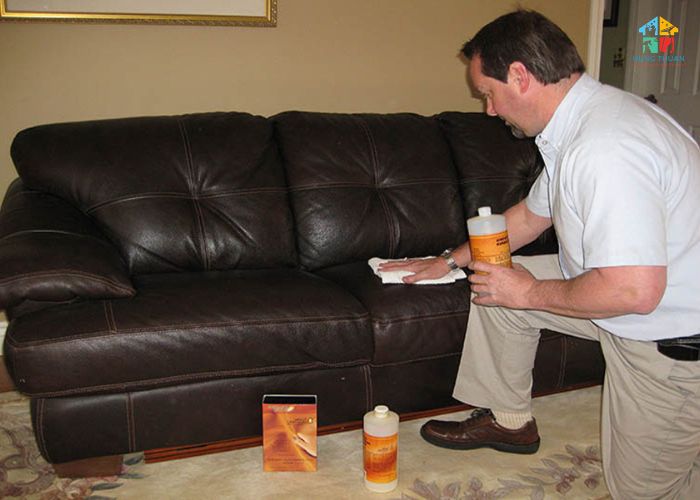 Cách phục hồi sofa da bị xước (7) Cách phục hồi sofa da bị xước (7)
